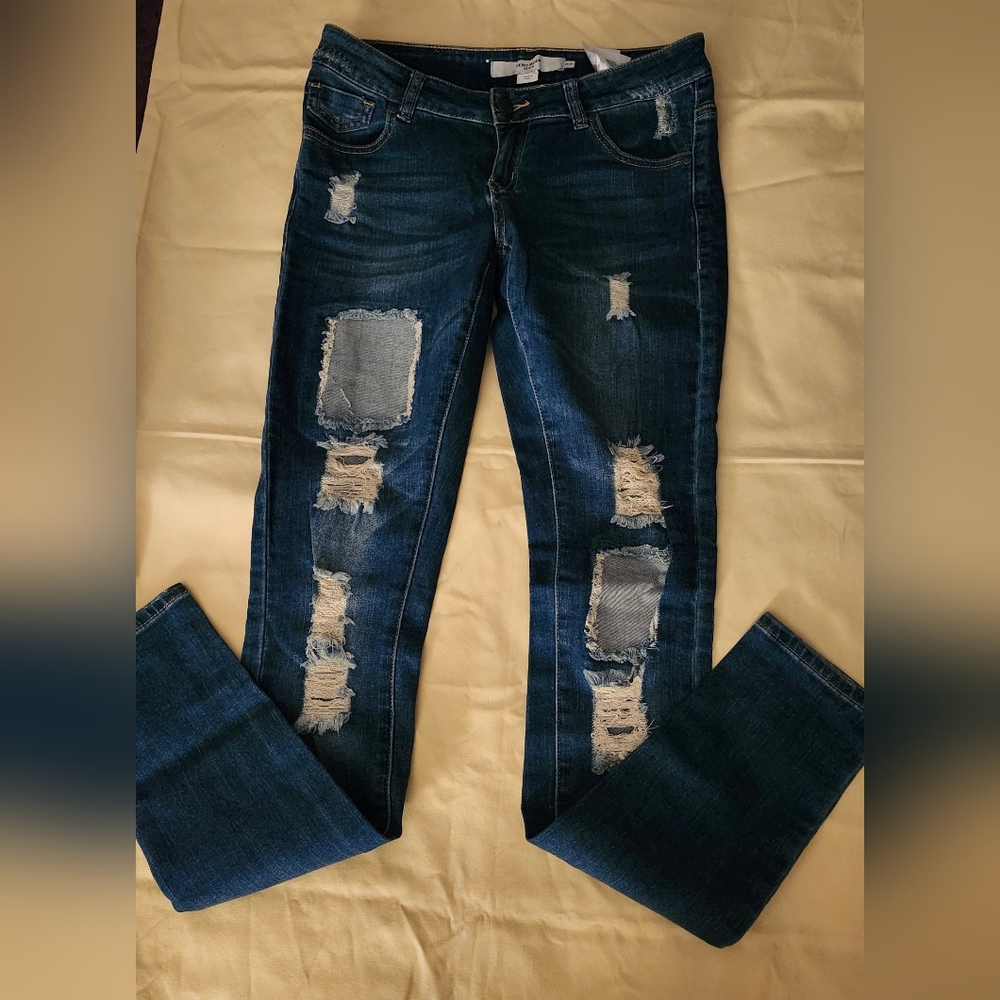 Vero Moda Dark Blue Distressed Straight Leg Jeans